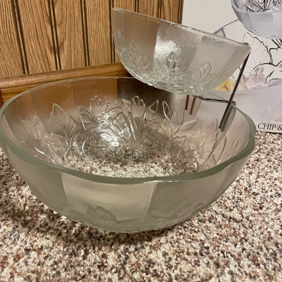 Negotiable Vintage Rose Chip & Dip Set - Picture 5 of 8